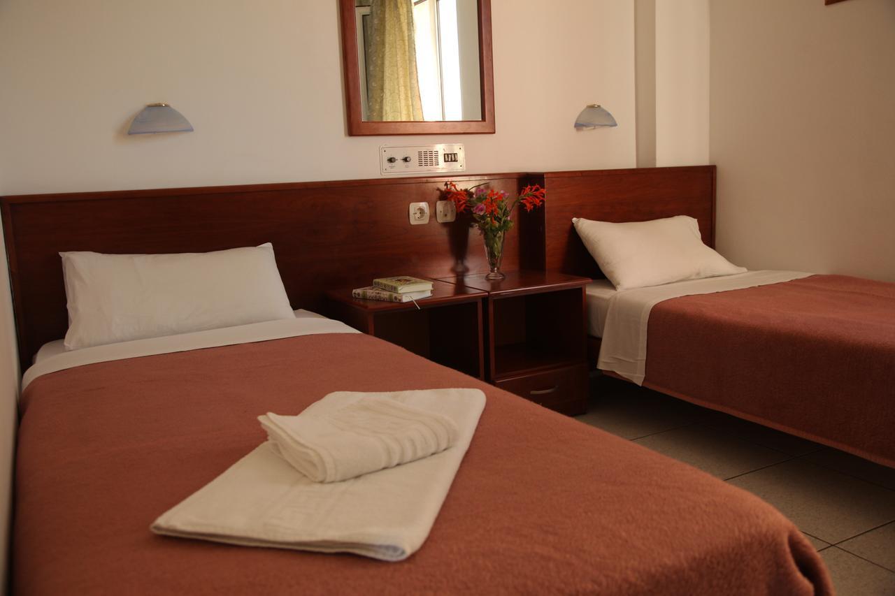 Hotel Dharam Villa Kalka Bagian luar foto